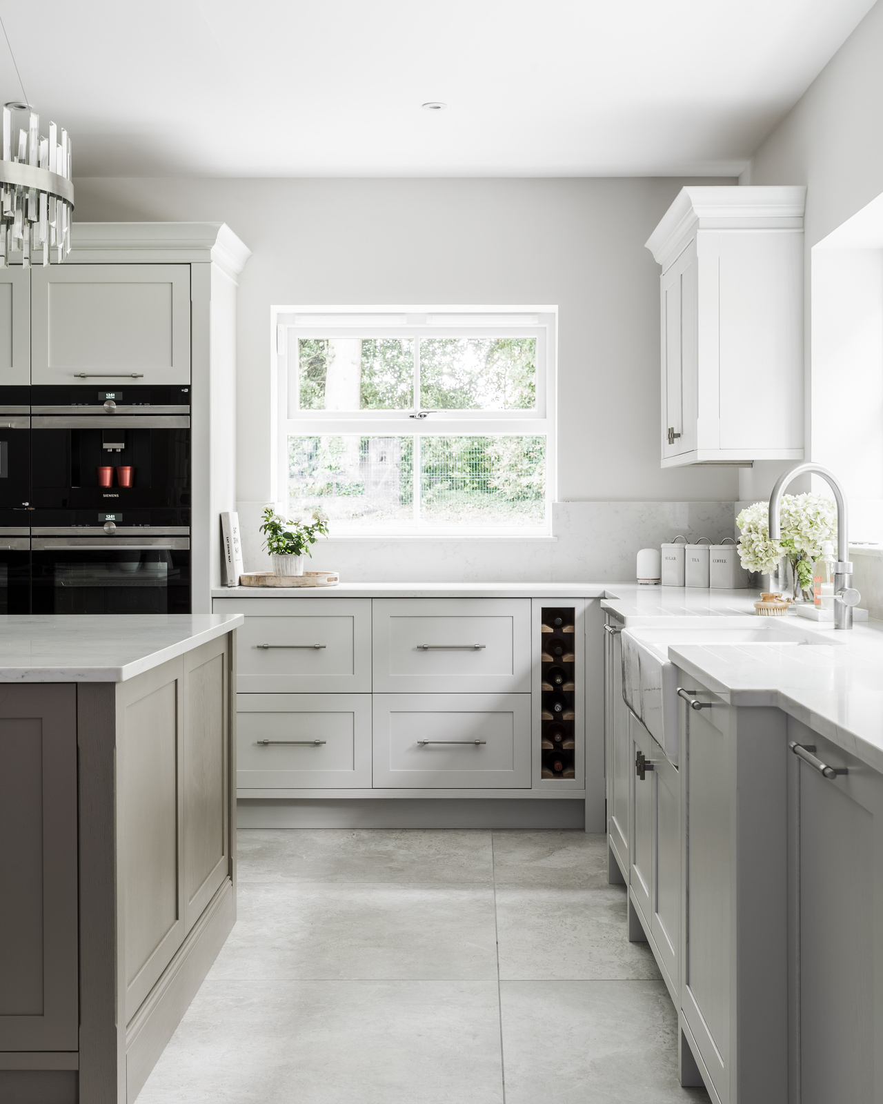 Lay-on vs in-frame kitchen